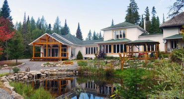 Spiritual Bliss Retreat in the Laurentides